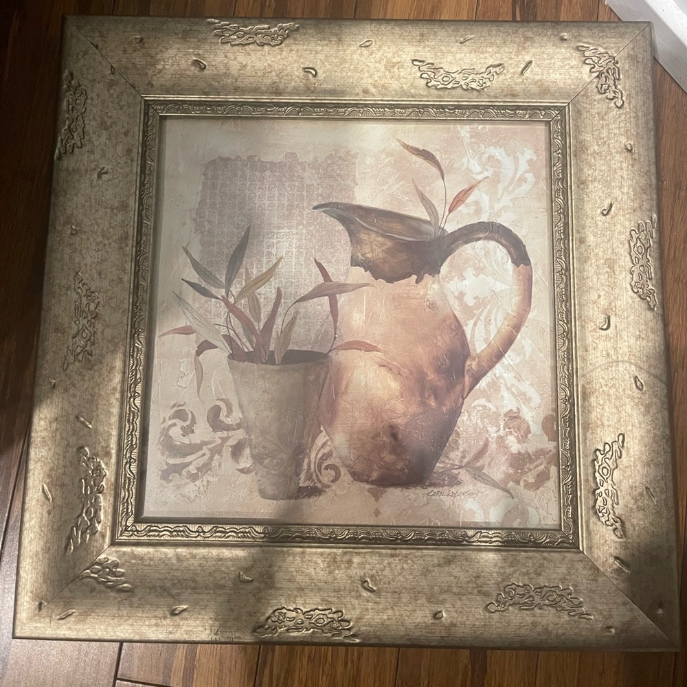 Beautiful frame - Picture 2 of 3